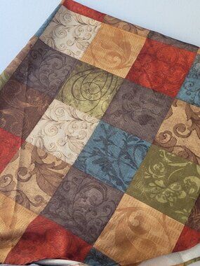 Hometrends Tuscany Tablecloth 70 Round Patchwork Damask Floral Fall Boho EUC